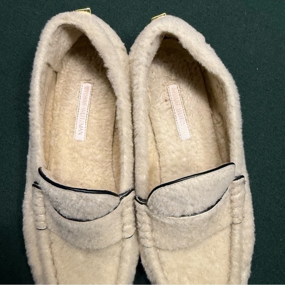 STUART WEITZMAN
Bromley Shearling Fur Loafers size 5.5 - Picture 6 of 16